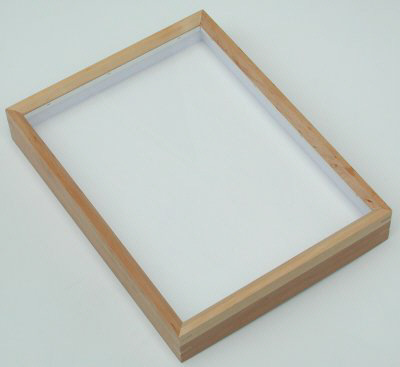 bioform-re Insektenkasten Gr. I (51x42x6cm), Schaumstoff-Auslage, Erle natur oder braun gebeizt.