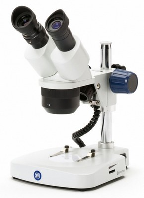Euromex Stereomikroskop EduBlue mit 1x/3x Objektivrevolver und Auf- & Durchlichtbeleuchtung (Sulenstativ).